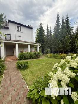 Дом 380м², 3-этажный, участок 12 сот.  