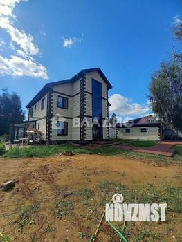 Дом 315м&sup2;, 3-этажный, участок 10 сот.  