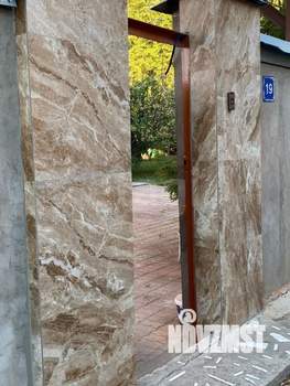 Дом 673м², 4-этажный, участок 15 сот.  