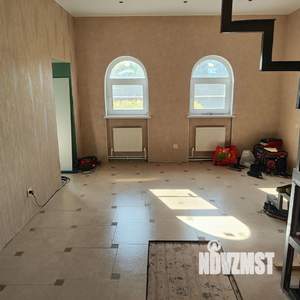 Коттедж 190м², 3-этажный, участок 10 сот.  