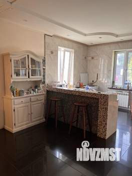 Дом 190м², 2-этажный, участок 6 сот.  