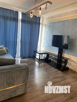 Коттедж 250м², 2-этажный, участок 6 сот.  