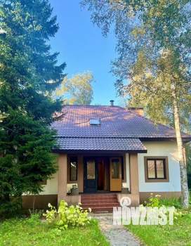 Дом 212м², 2-этажный, участок 15 сот.  