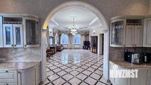Коттедж 445м², 3-этажный, участок 30 сот.  