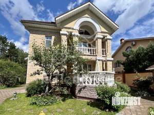 Дом 350м², 2-этажный, участок 13 сот.  