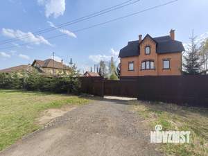 Дом 153м², 3-этажный, участок 15 сот.  