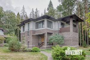 Коттедж 823м², 2-этажный, участок 60 сот.  