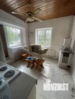 Дом 100м², 2-этажный, участок 6 сот.  