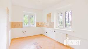 Коттедж 250м², 2-этажный, участок 12 сот.  