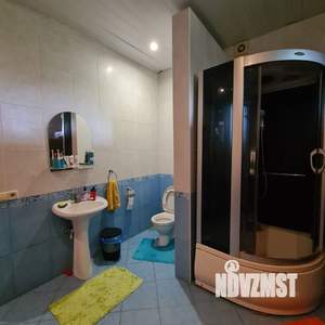 Дом 327м², 2-этажный, участок 15 сот.  