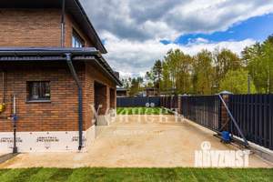 Дом 273м², 2-этажный, участок 9 сот.  