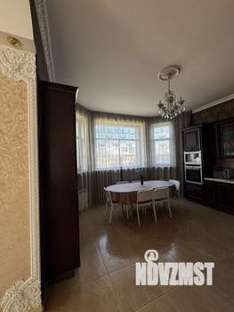 Дом 433м&sup2;, 4-этажный, участок 10 сот.  