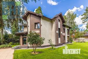 Дом 460м², 3-этажный, участок 16 сот.  