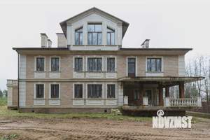 Дом 850м&sup2;, 3-этажный, участок 22 сот.  