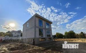 Дом 316м², 3-этажный, участок 8 сот.  