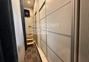 Дом 296м&sup2;, 4-этажный, участок 6 сот.  