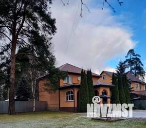 Коттедж 250м², 2-этажный, участок 12 сот.  