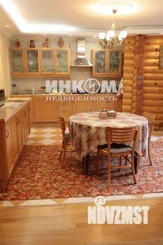 Дом 240м², 2-этажный, участок 14 сот.  