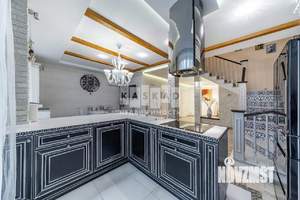 Таунхаус 200м², 3-этажный, участок 1 сот.  