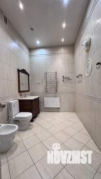 Коттедж 445м², 3-этажный, участок 30 сот.  