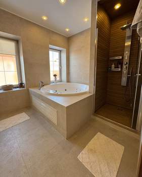 Дом 150м², 2-этажный, участок 3 сот.  