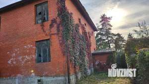 Дом 300м&sup2;, 2-этажный, участок 13 сот.  