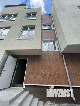 Таунхаус 130м², 2-этажный, участок 1 сот.  