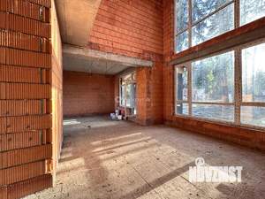 Дом 250м², 2-этажный, участок 9 сот.  