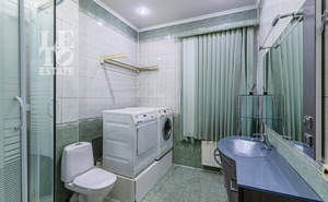 Дом 472м², 4-этажный, участок 8 сот.  