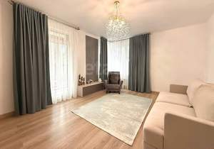 Дом 450м², 3-этажный, участок 15 сот.  
