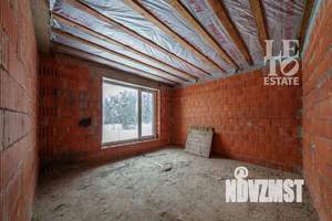 Дом 305м², 2-этажный, участок 12 сот.  