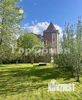 Дом 423м&sup2;, 3-этажный, участок 23 сот.  