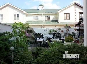 Таунхаус 175м&sup2;, 3-этажный, участок 2 сот.  