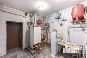 Дом 460м², 4-этажный, участок 15 сот.  