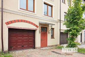 Таунхаус 270м², 4-этажный, участок 1 сот.  