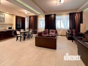 Таунхаус 214м², 2-этажный, участок 3 сот.  