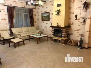 Таунхаус 170м&sup2;, 2-этажный, участок 3 сот.  