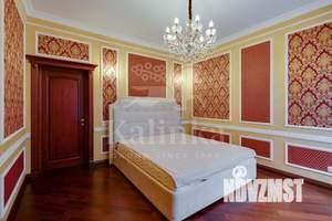 Дом 700м², 3-этажный, участок 36 сот.  