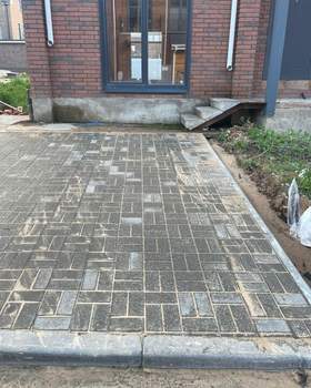 Дом 153м², 3-этажный, участок 4 сот.  