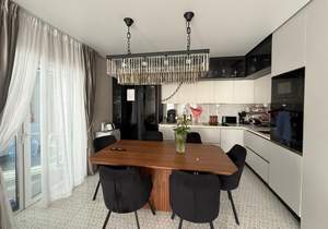 Дом 165м², 2-этажный, участок 8 сот.  