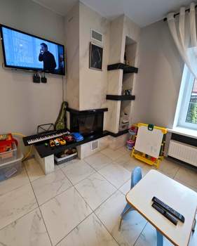 Дом 300м&sup2;, 4-этажный, участок 6 сот.  