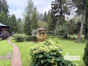 Дом 604м&sup2;, 4-этажный, участок 47 сот.  