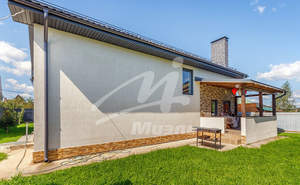 Дом 184м², 2-этажный, участок 6 сот.  