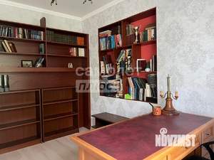 Дом 256м², 2-этажный, участок 15 сот.  