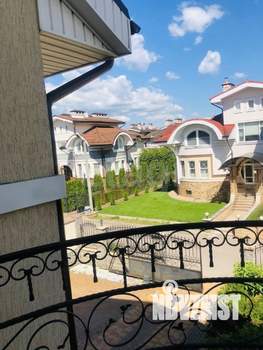 Дом 490м&sup2;, 4-этажный, участок 12 сот.  