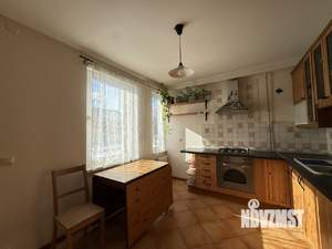 Коттедж 329м², 3-этажный, участок 15 сот.  