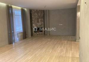 Дом 400м², 2-этажный, участок 10 сот.  