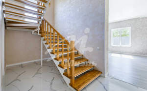 Дом 184м&sup2;, 2-этажный, участок 6 сот.  