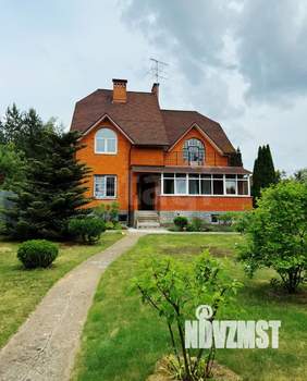 Дом 450м², 3-этажный, участок 15 сот.  