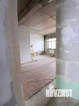 Таунхаус 145м², 2-этажный, участок 3 сот.  